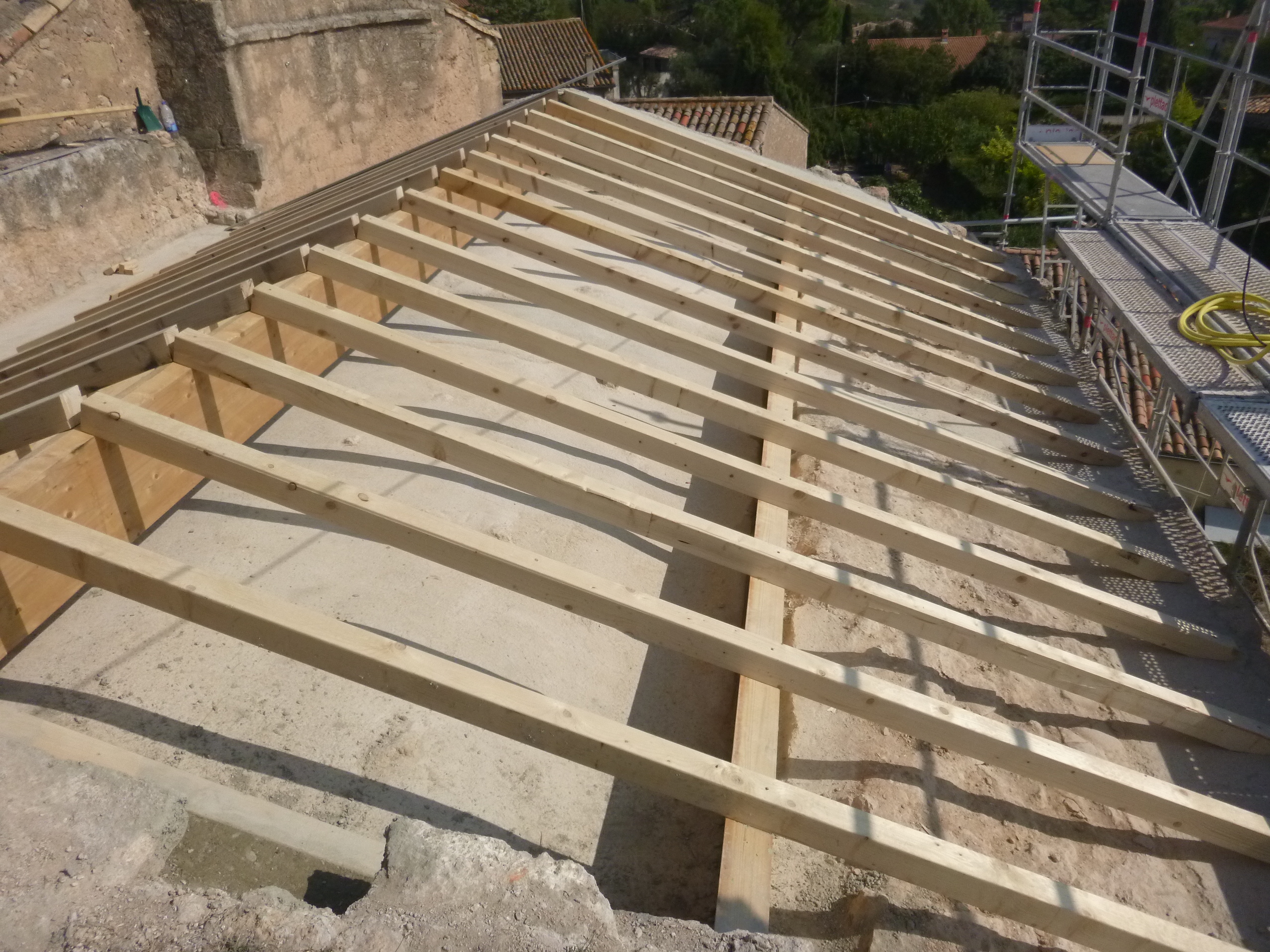 CHARPENTE COUVERTURE - Rénovation Bâti ancien et Patrimoine dans l’Hérault 2RProcess à Béziers, Agde, Pézenas (34) - 12